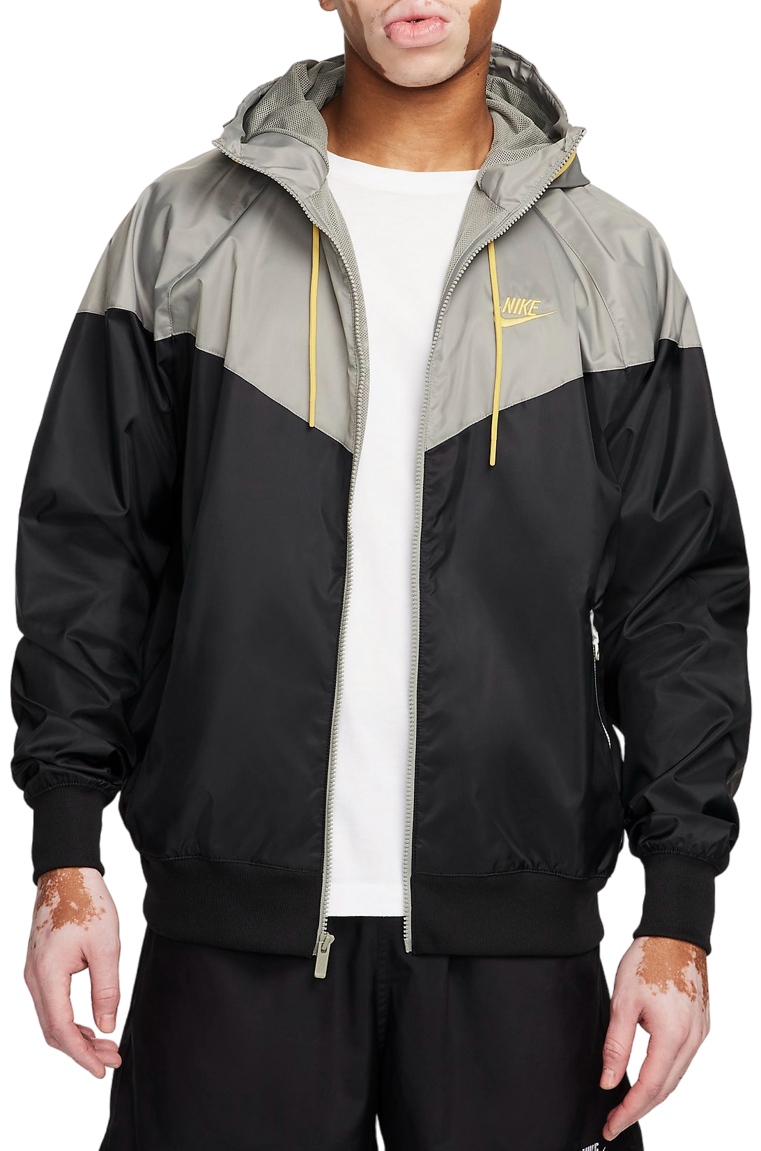 Hooded jacket Nike Woven Windrunner
