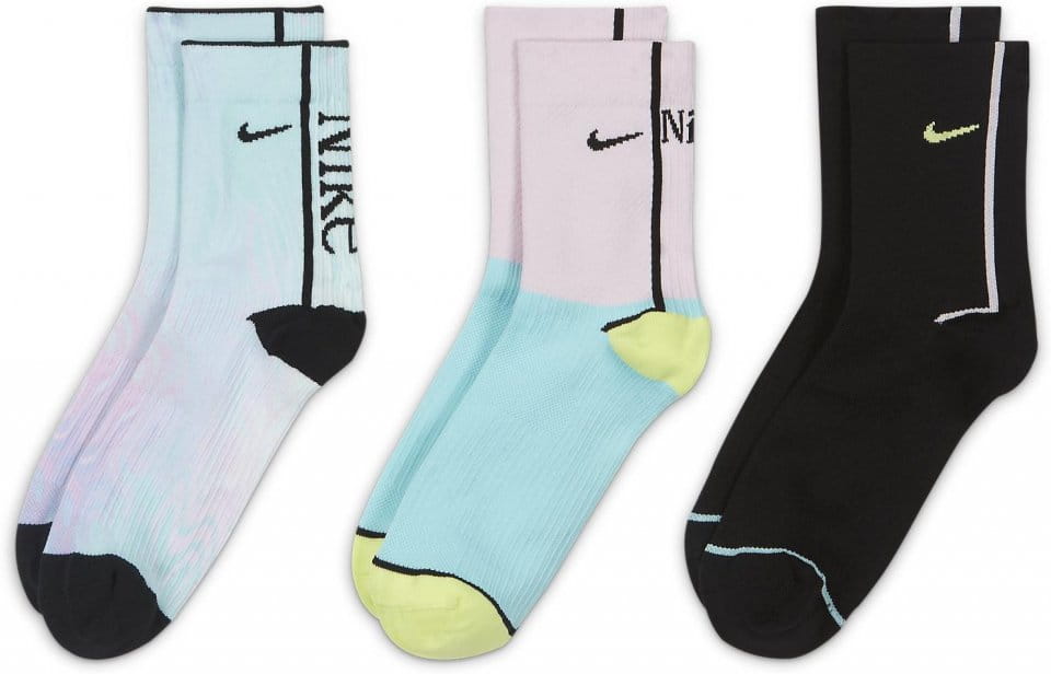Nike Everyday Plus Lightweight Women s Training Ankle Socks (3 Pairs) 