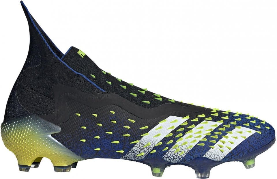 Football shoes adidas PREDATOR FREAK + FG