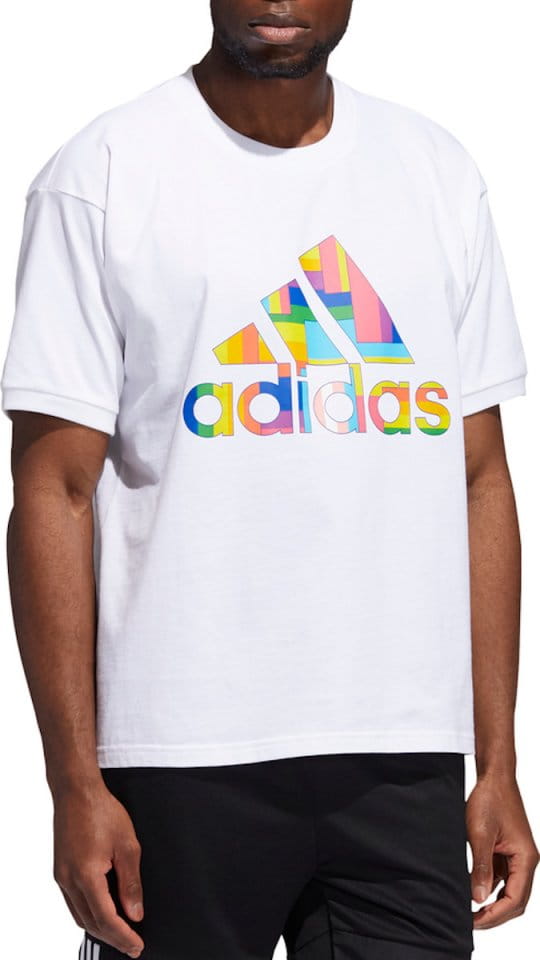 T-shirt adidas Sportswear PRIDE BADGE SS TEE