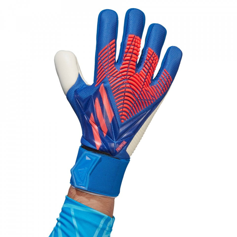 Goalkeeper's gloves adidas PRED GL COM